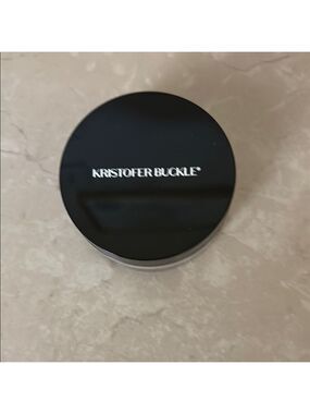 Kristofer Buckle Translucent Loose Setting Powder NEW